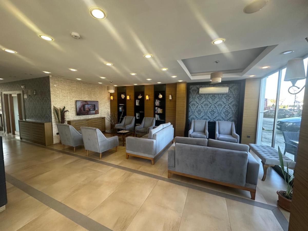Basoglu Bulancak Hotel Ngoại thất bức ảnh